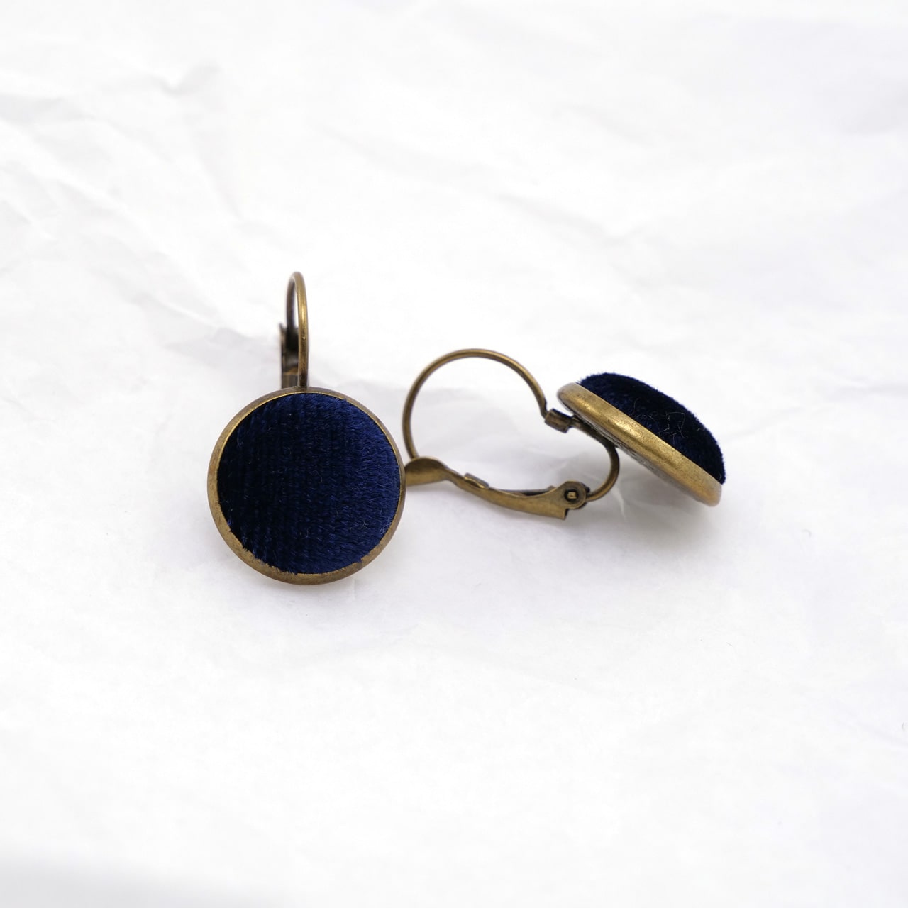 Ohrring Samt royalblau Seite