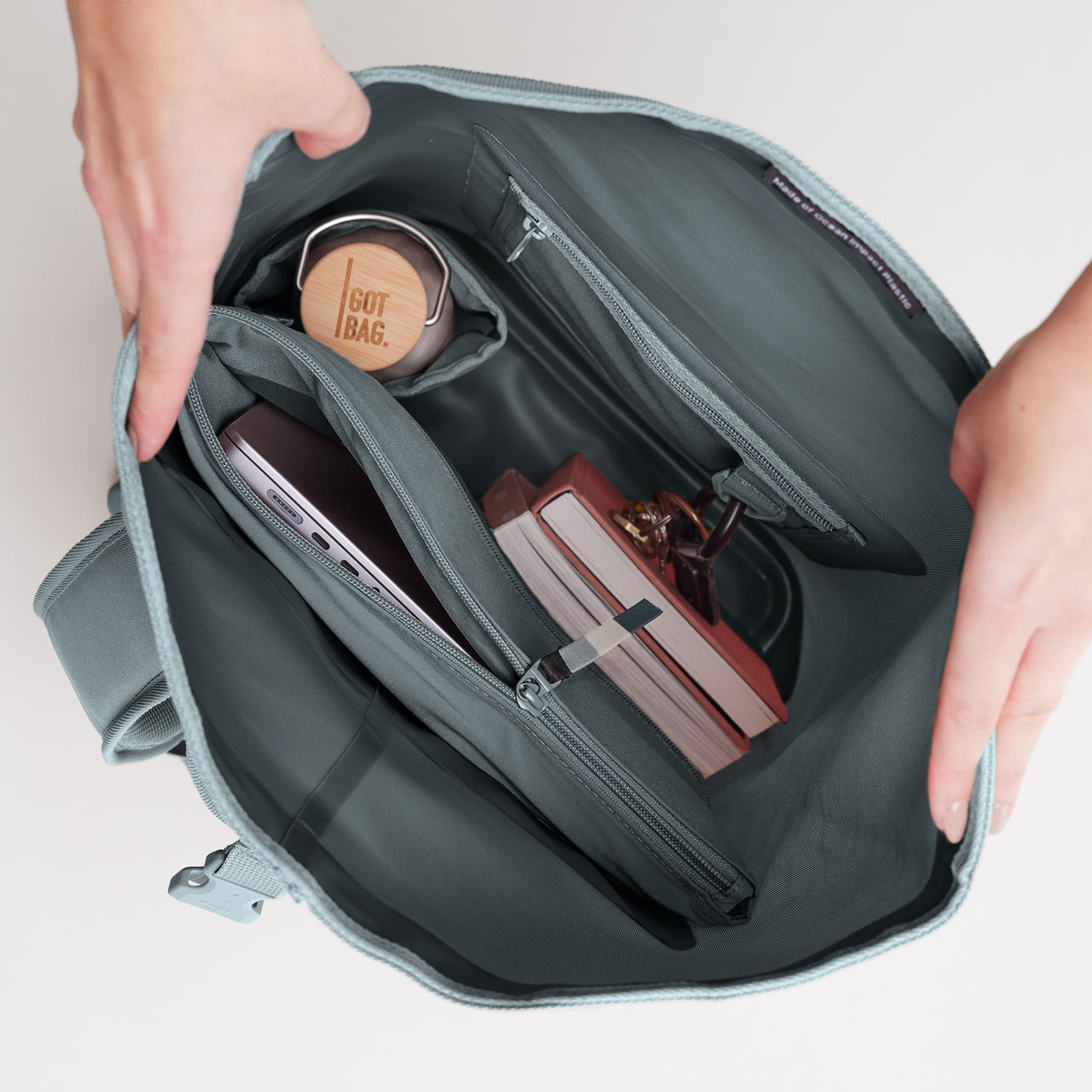 GOT BAG Rolltop lite 2.0 basalt mono offen