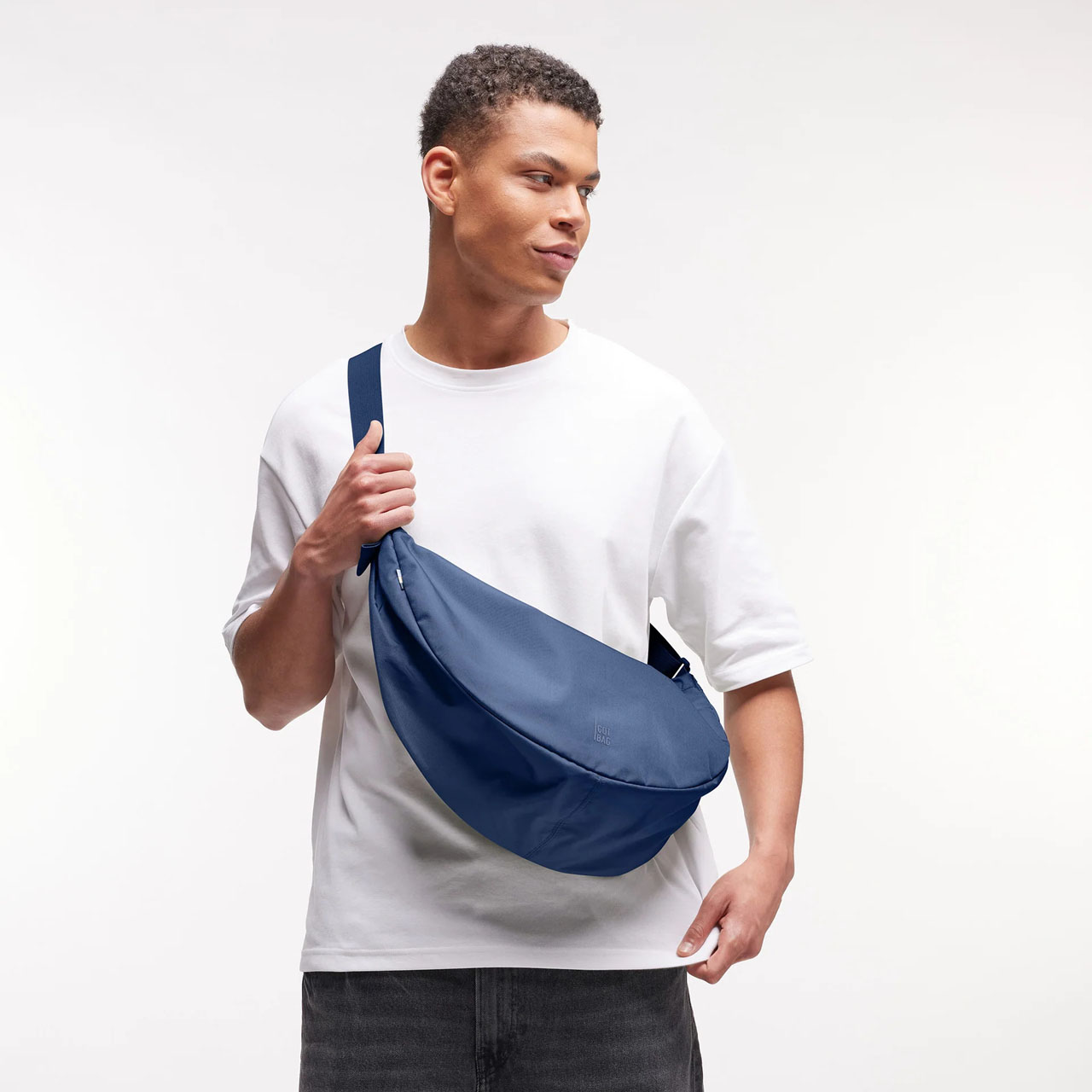 GOT BAG Moon Bag large deep ocean mono Model 1