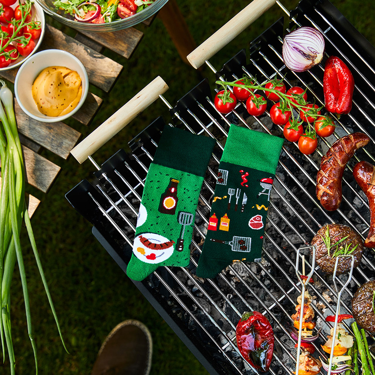 Many Mornings Socken BBQ Style