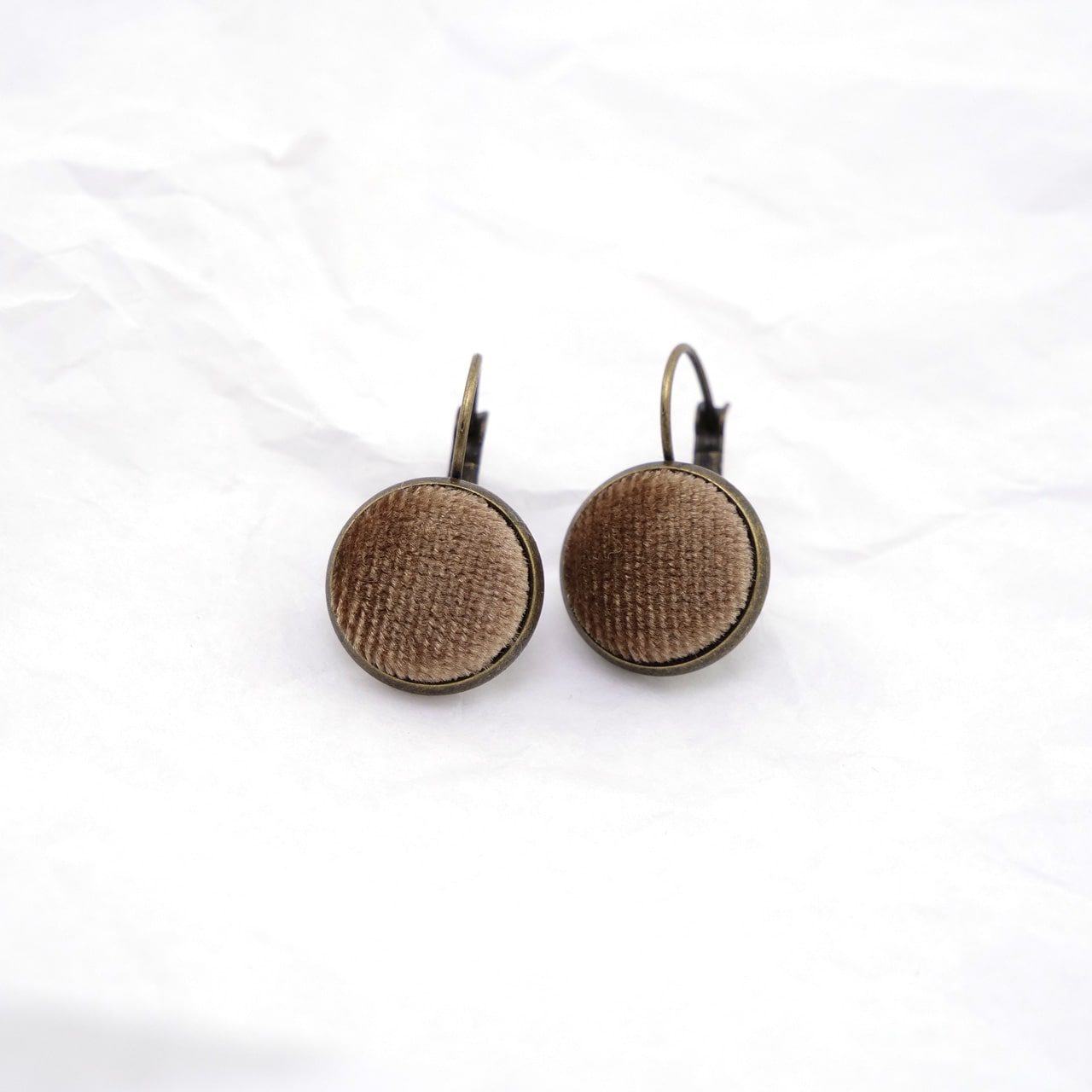 Ohrring Samt beige front